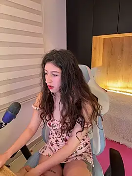 cutekore online show from August 8, 12:02 am