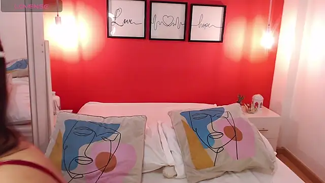 MaddyOwens 5 online show from April 17, 12:41 pm