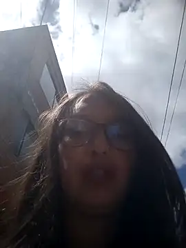 Snapshot of Karla-giraldo_1 chatting on February 25, 3:21 pm Karla-giraldo 1 online show from February 25, 3:21 pm