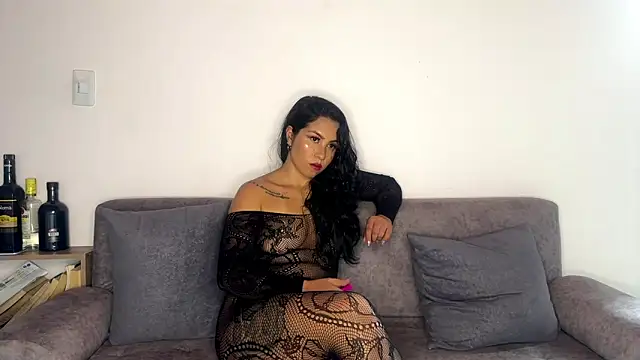 selenaln online show from May 28, 6:27 pm