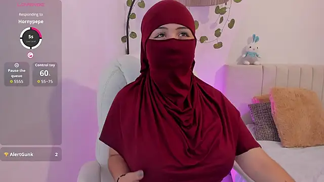  Amirah online show from April 17, 6:44 pm