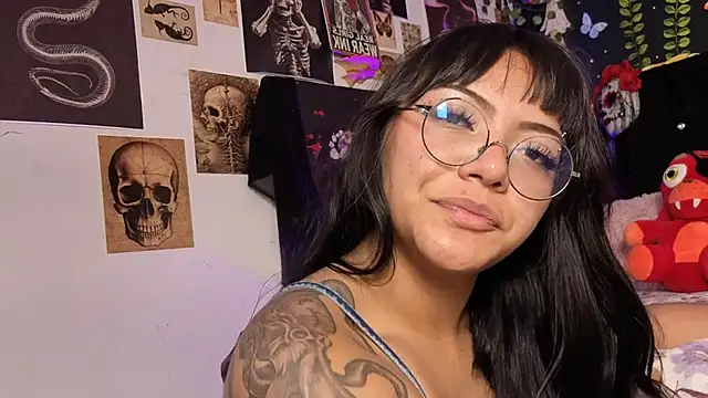 Snapshot of victoriia_thompson chatting on March 28, 9:14 pm victoriia thompson online show from March 28, 9:14 pm