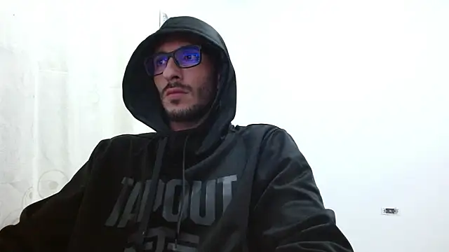 maskguy23 online show from January 14, 2:28 am