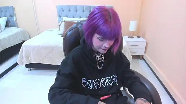 Snapshot of Bela_Craxkerr chatting on February 20, 1:11 pm Bela Craxkerr online show from February 20, 1:11 pm