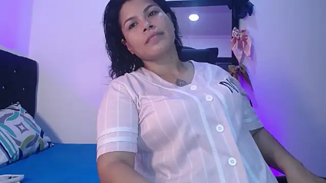 Snapshot of Aurora_sanchess chatting on February 7, 3:21 am Aurora sanchess online show from February 7, 3:21 am