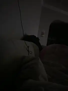 Tom32828 online show from February 18, 9:05 am