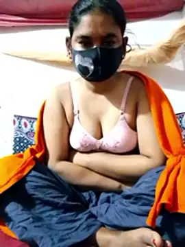 Snapshot of Hot_Sweeti chatting on January 17, 9:40 pm Hot Sweeti online show from January 17, 9:40 pm