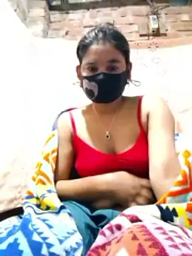 Snapshot of Hot_Sweeti chatting on February 12, 11:49 am Hot Sweeti online show from February 12, 11:49 am