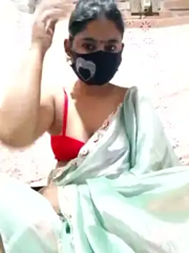 Snapshot of Hot_Sweeti chatting on February 13, 6:15 pm Hot Sweeti online show from February 13, 6:15 pm