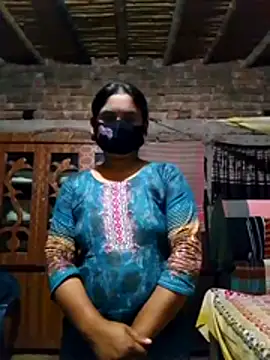 Snapshot of Hot_Sweeti chatting on February 24, 1:31 pm Hot Sweeti online show from February 24, 1:31 pm