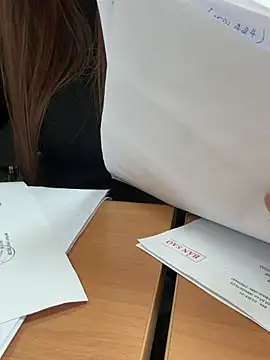 Donna9696 online show from February 3, 6:40 am