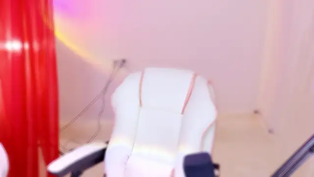 luna-168 online show from February 24, 5:49 am