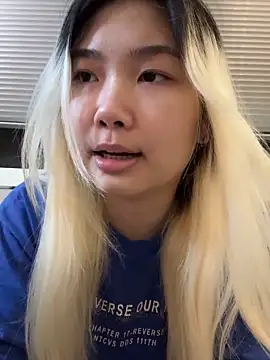 cu003 online show from April 18, 7:58 pm