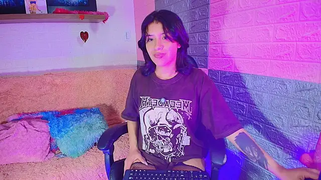hotcakes uwu online show from May 30, 3:14 am