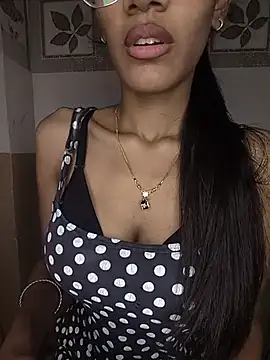 Snapshot of shaily_ji2 chatting on June 28, 5:08 pm shaily ji2 online show from June 28, 5:08 pm