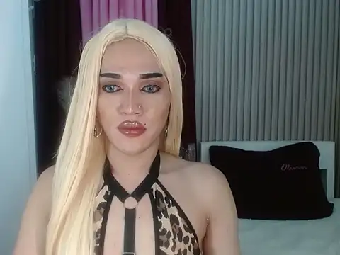 Kendalllust online show from May 29, 1:53 pm