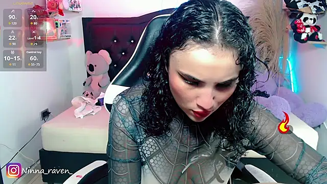 Snapshot of AriaDark chatting on July 22, 9:39 pm AriaDark online show from July 22, 9:39 pm