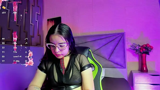 valeri sotoo online show from February 14, 1:19 pm