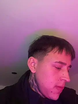 Snapshot of COLOMBIAN20CM chatting on January 15, 2:32 pm COLOMBIAN20CM online show from January 15, 2:32 pm