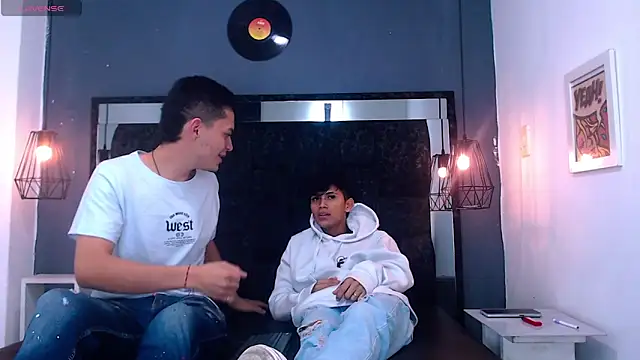 James And Kenet online show from February 25, 12:04 pm