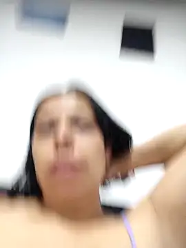 RossyAlvarez online show from March 24, 1:32 am