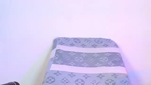 MEGAN   X online show from March 2, 7:32 pm