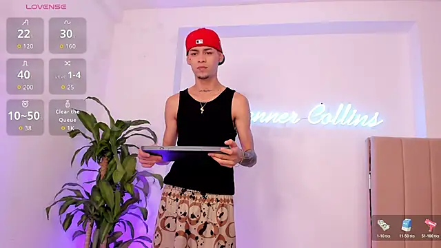 Snapshot of LennerCollins_ chatting on July 10, 2:05 am LennerCollins online show from July 10, 2:05 am