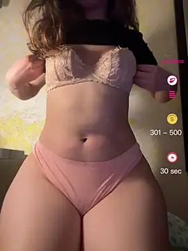 Snapshot of Raven__5 chatting on July 10, 5:12 am Raven 5 online show from July 10, 5:12 am