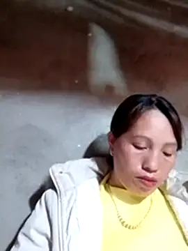 Gummiesu online show from March 4, 1:06 pm