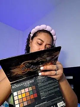 curly girl 31 online show from February 9, 6:01 pm