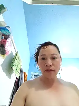 Snapshot of Jooj- chatting on April 23, 12:51 pm Jooj- online show from April 23, 12:51 pm