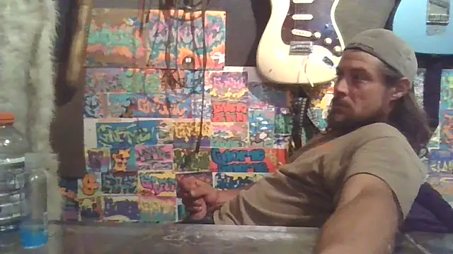 Snapshot of unknowner123 chatting on May 8, 4:29 am unknowner123 online show from May 8, 4:29 am