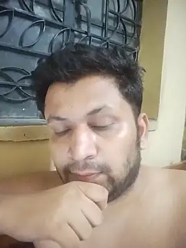 Pravin9562 online show from April 8, 6:52 pm