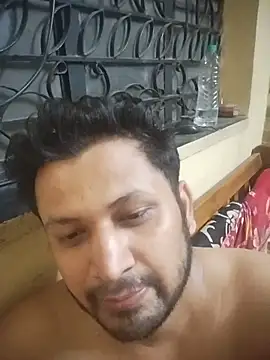 Pravin9562 online show from April 17, 7:28 pm