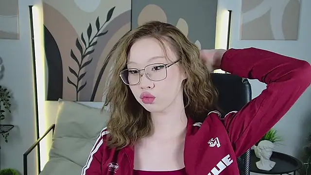 SarahRice online show from February 11, 4:34 pm