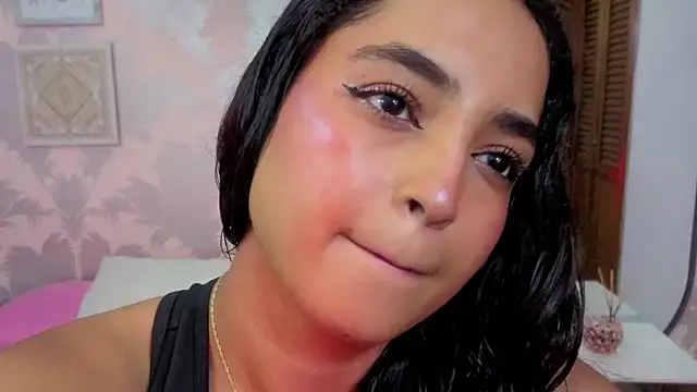 Emma Thompssonn online show from March 29, 12:05 pm