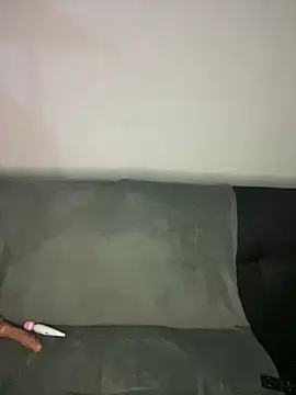 Blackmomma online show from February 8, 9:18 pm