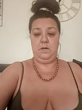 Nova-iswiserx online show from March 3, 1:28 pm