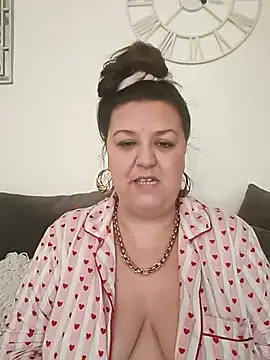 Nova-iswiserx online show from April 3, 10:13 am