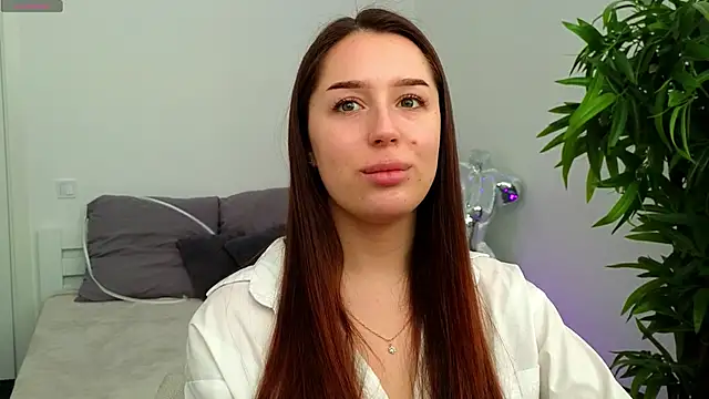 AnikaHarryson online show from March 6, 7:16 am