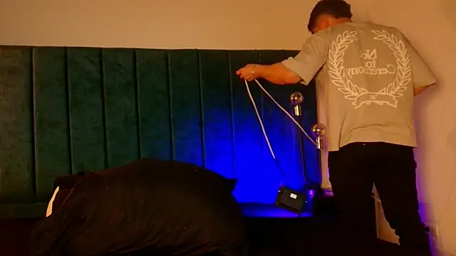 Alexander Connor online show from February 26, 11:31 am