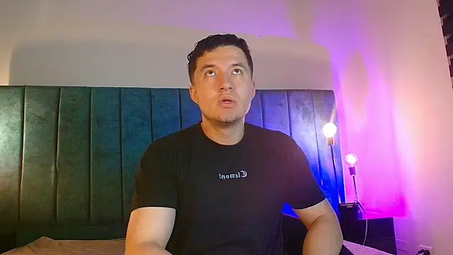 Alexander Connor online show from March 25, 12:11 pm