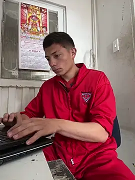 Snapshot of santiObrero chatting on February 23, 3:53 pm santiObrero online show from February 23, 3:53 pm