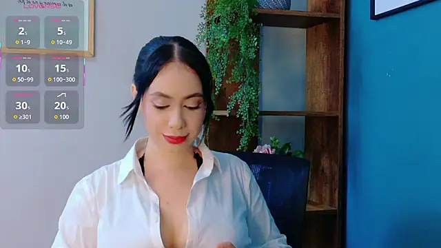 Snapshot of Sienna-Gold chatting on February 10, 1:37 pm Sienna-Gold online show from February 10, 1:37 pm