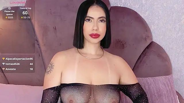 Snapshot of Sienna-Gold chatting on April 28, 11:59 am Sienna-Gold online show from April 28, 11:59 am