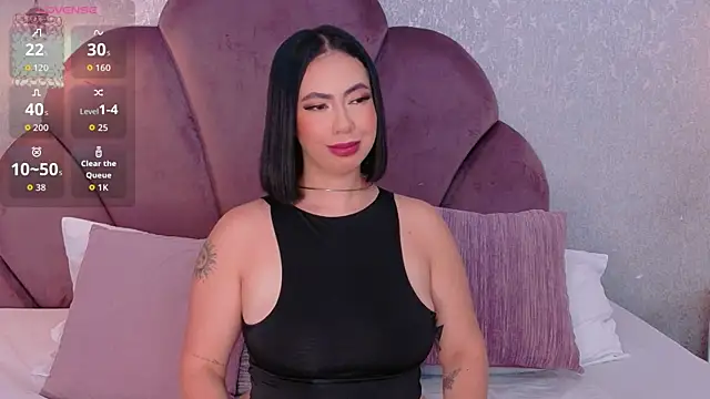 Snapshot of Sienna-Gold chatting on May 18, 1:06 pm Sienna-Gold online show from May 18, 1:06 pm