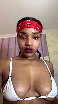 Snapshot of Ebony_love07 chatting on July 4, 11:00 pm Ebony love07 online show from July 4, 11:00 pm