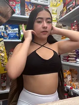 AuroraJohns Pink online show from February 18, 8:27 pm