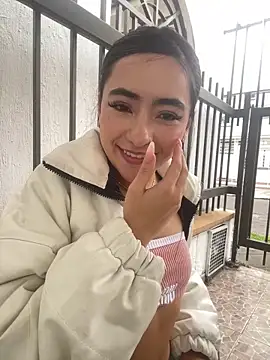 AuroraJohns Pink online show from March 4, 7:53 pm