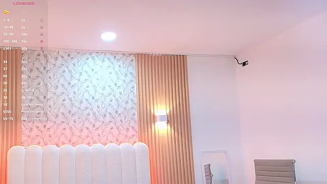 Snapshot of Amira_Alzahra chatting on February 23, 5:16 am Amira Alzahra online show from February 23, 5:16 am